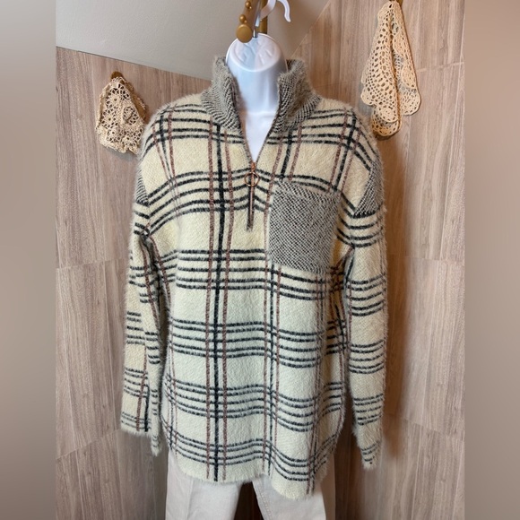 entro Sweaters - Entro Cream and Black Plaid Turtleneck Sweater
